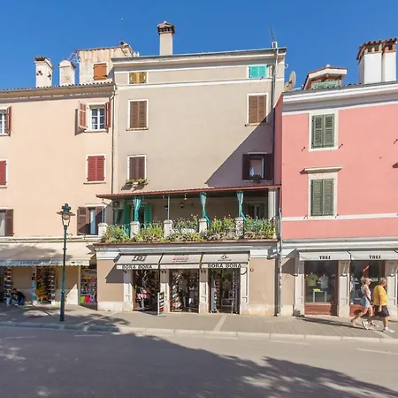 Apartment By The Sea - 7733 Rovinj